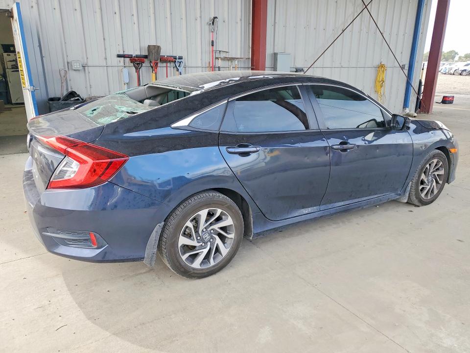 68707676 :رقم المزاد ، 19XFC2F7XGE097985 vin ، 2016 Honda Civic مزاد بيع