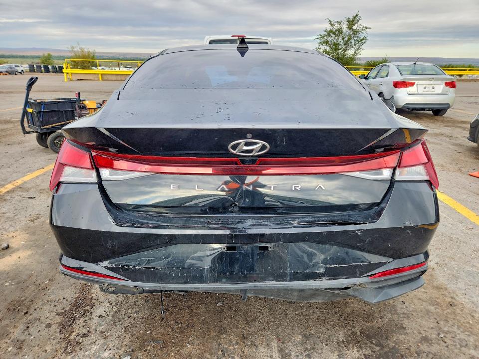 64434546 :رقم المزاد ، 5NPLS4AG9NH054255 vin ، 2022 Hyundai Elantra مزاد بيع