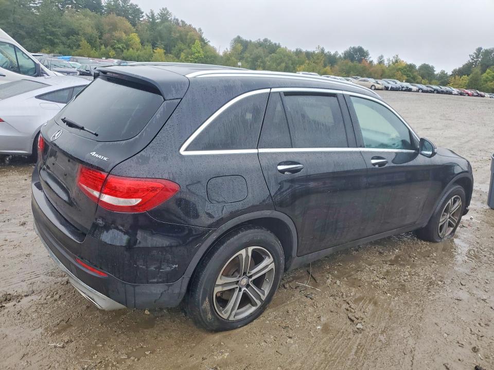 71003366 :رقم المزاد ، WDC0G4KB9HF120237 vin ، 2017 Mercedes-benz Glc مزاد بيع