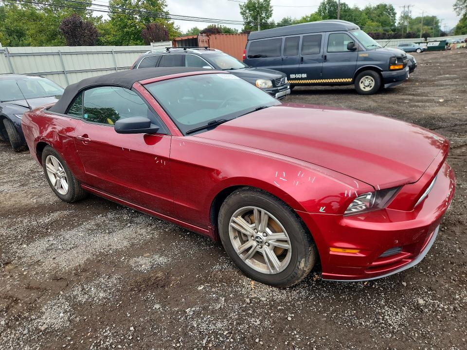 Продажа на аукционе авто 2014 Ford Mustang, vin: 1ZVBP8EM8E5295693, номер лота: 65987076
