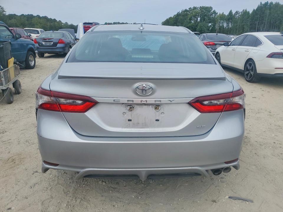 Aukcja sprzedaży 2021 Toyota Camry, vin: 4T1T11AK4MU425845, numer aukcji: 70719106