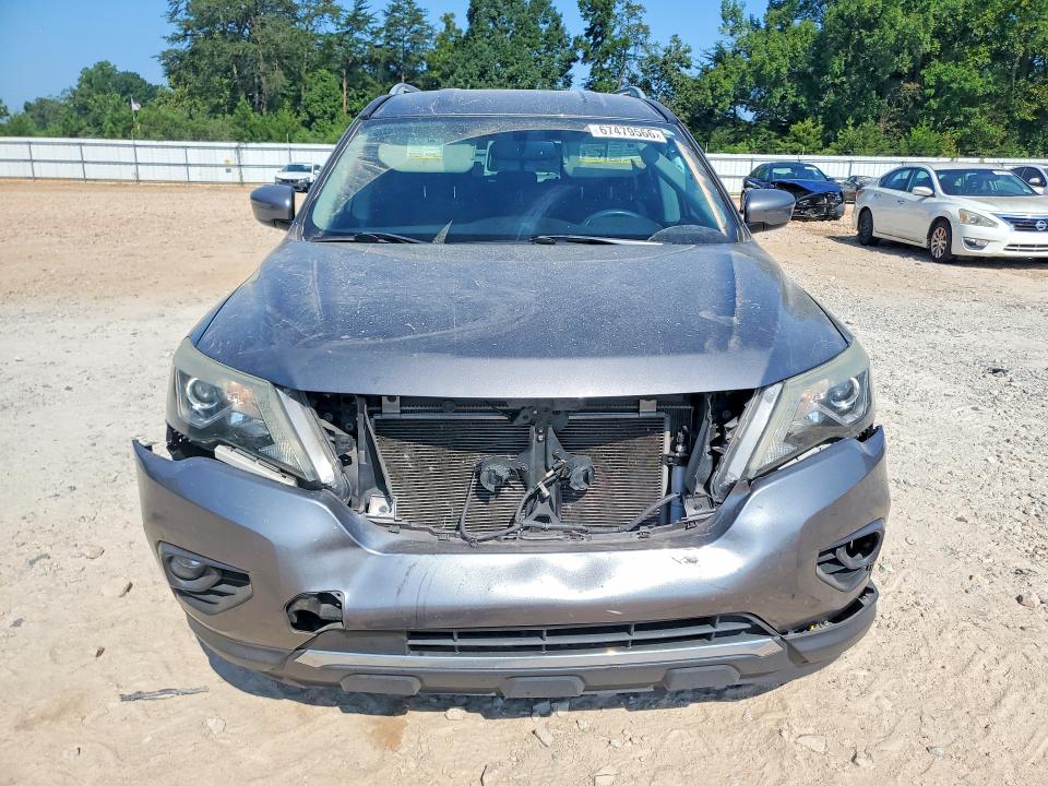 67479566 :رقم المزاد ، 5N1DR2MN1HC624310 vin ، 2017 Nissan Pathfinder مزاد بيع