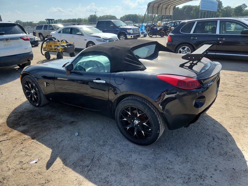 68709116 :رقم المزاد ، 1G2MC35B58Y132337         vin ، 2008 Pontiac Solstice مزاد بيع