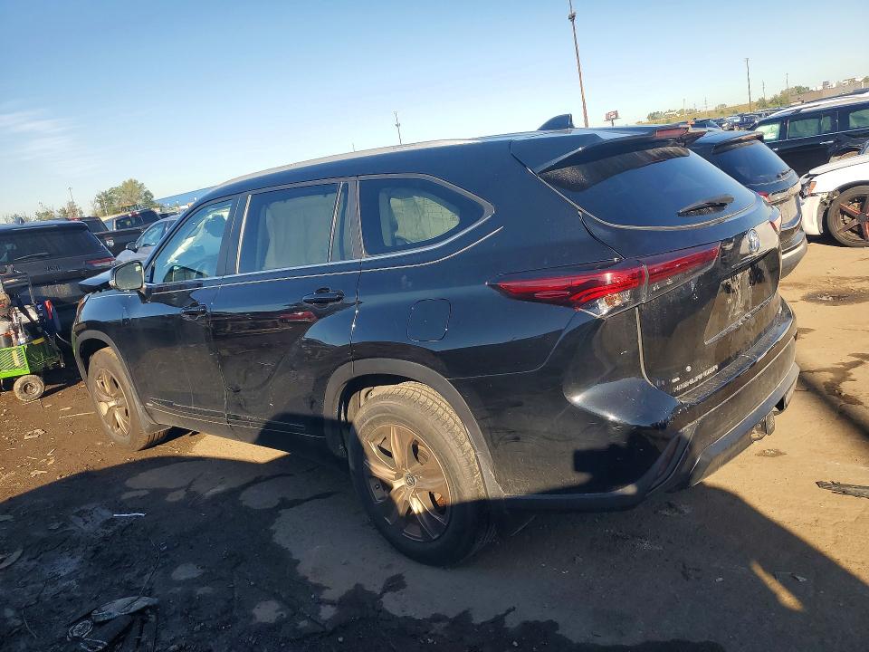 69046676 :رقم المزاد ، 5TDABRCH6PS583072 vin ، 2023 Toyota Highlander مزاد بيع