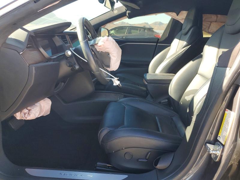 68801036 :رقم المزاد ، 5YJSA1E23JF276116 vin ، 2018 Tesla Model S مزاد بيع
