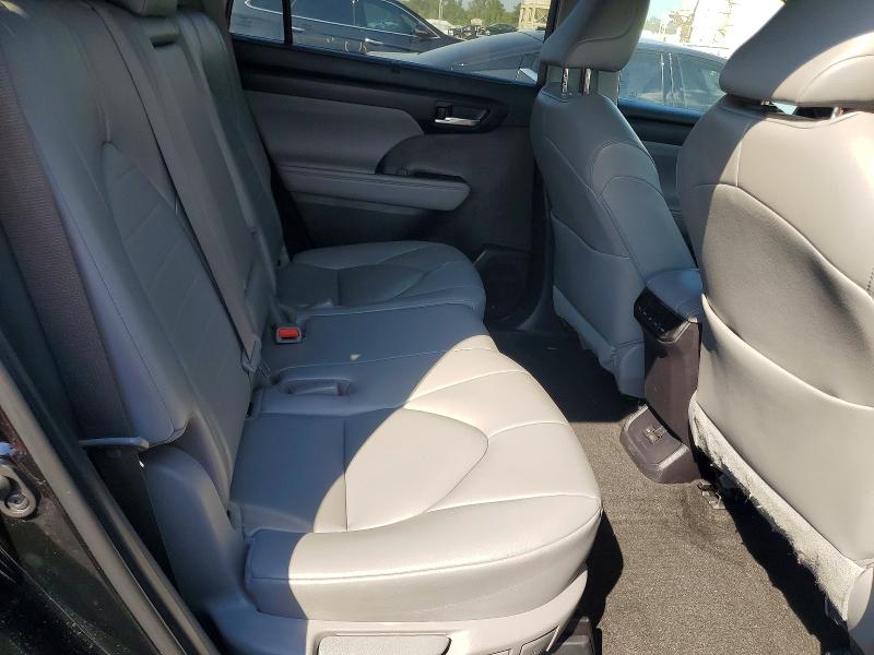 69681436 :رقم المزاد ، 5TDKDRAH4PS031054 vin ، 2023 Toyota Highlander مزاد بيع