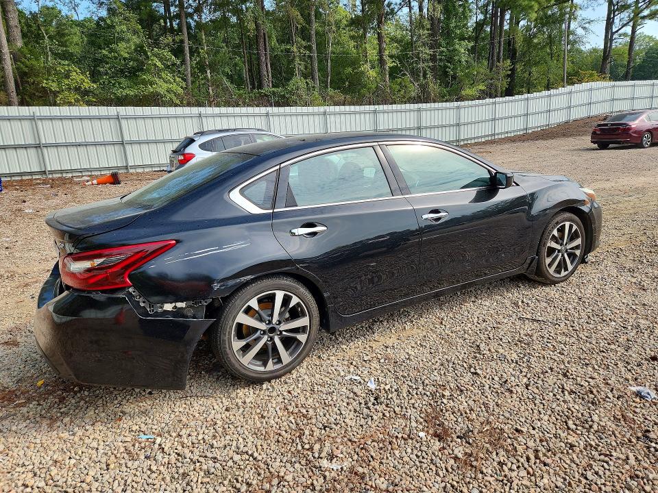 Aukcja sprzedaży 2017 Nissan Altima, vin: 1N4AL3AP8HC110934, numer aukcji: 69436796