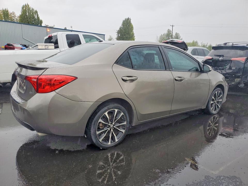 Продаж на аукціоні авто 2017 Toyota Corolla, vin: 2T1BURHE7HC795812, номер лоту: 67834436