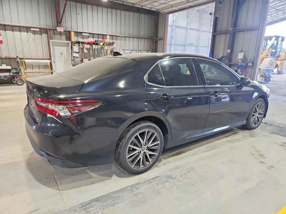 68183026 :رقم المزاد ، 4T1F11BK5PU088117 vin ، 2023 Toyota Camry مزاد بيع