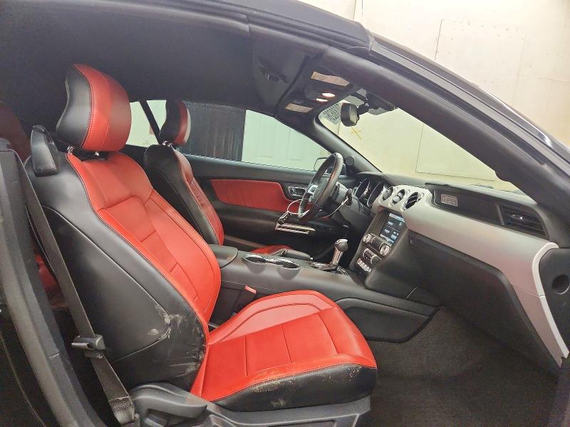 Продажа на аукционе авто 2015 Ford Mustang, vin: 1FATP8FF7F5332585, номер лота: 70088626
