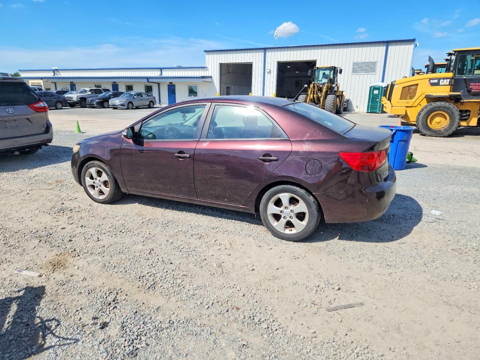2010 Kia Forte მანქანა იყიდება აუქციონზე, vin: KNAFU4A2XA5220947, აუქციონის ნომერი: 65484926