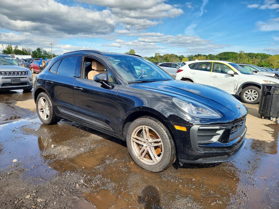 Продажа на аукционе авто 2025 Porsche Macan, vin: WP1AA2A50SLB15009, номер лота: 69130636