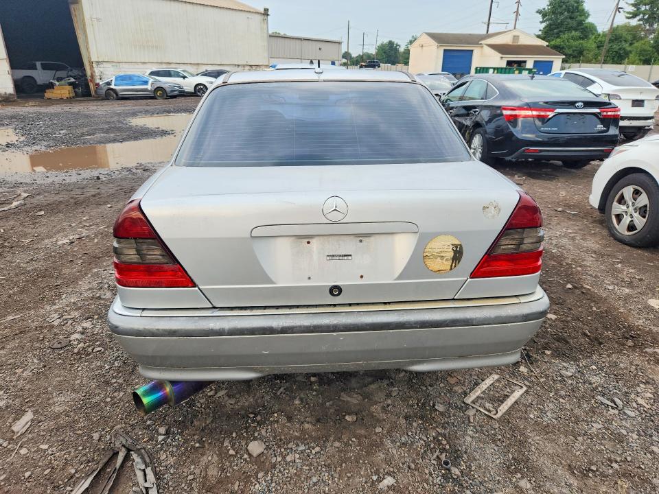 Продажа на аукционе авто 2000 Mercedes-benz C, vin: WDBHA24G3YA851944, номер лота: 67565496