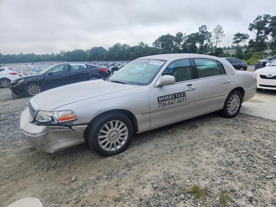 68387546 :رقم المزاد ، 1LNHM81W85Y614047 vin ، 2005 Lincoln Town Car مزاد بيع