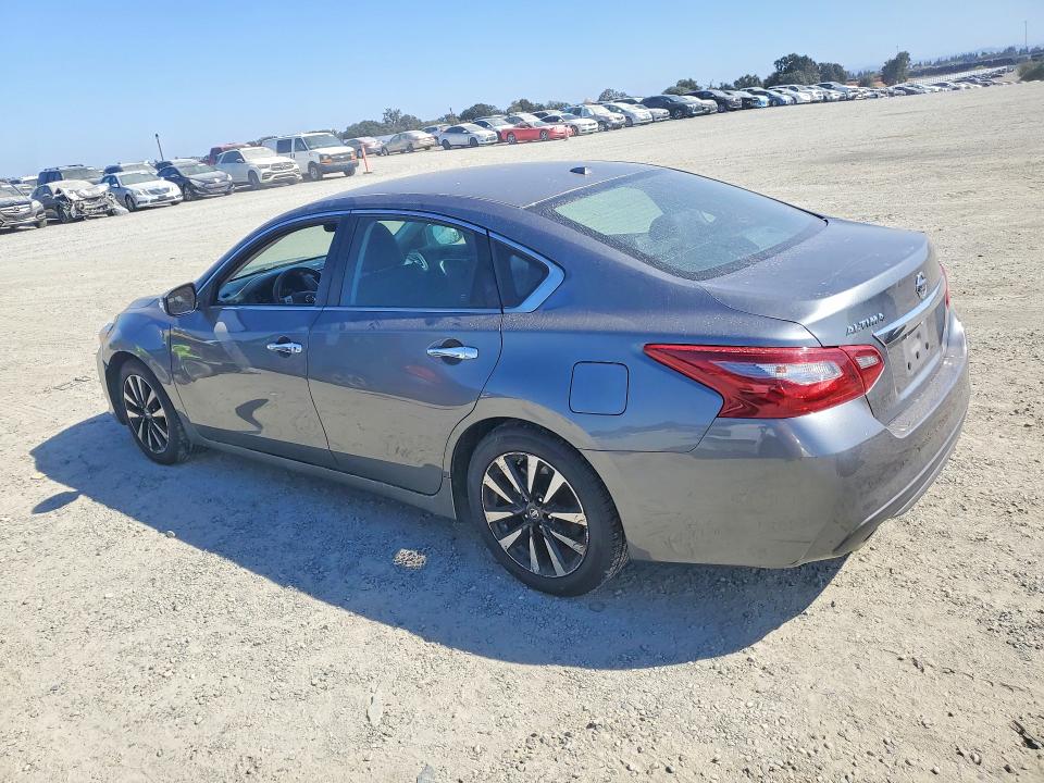 2018 Nissan Altima მანქანა იყიდება აუქციონზე, vin: 1N4AL3AP8JC172307, აუქციონის ნომერი: 69701746