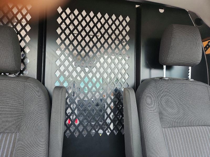 67493196 :رقم المزاد ، 1FTYR1YM8JKA63424 vin ، 2018 Ford Transit مزاد بيع