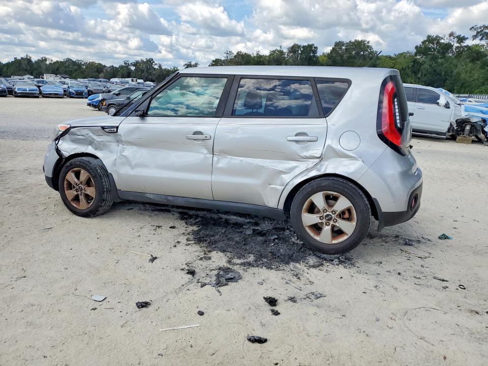 70640586 :رقم المزاد ، KNDJN2A27H7465122 vin ، 2017 Kia Soul مزاد بيع