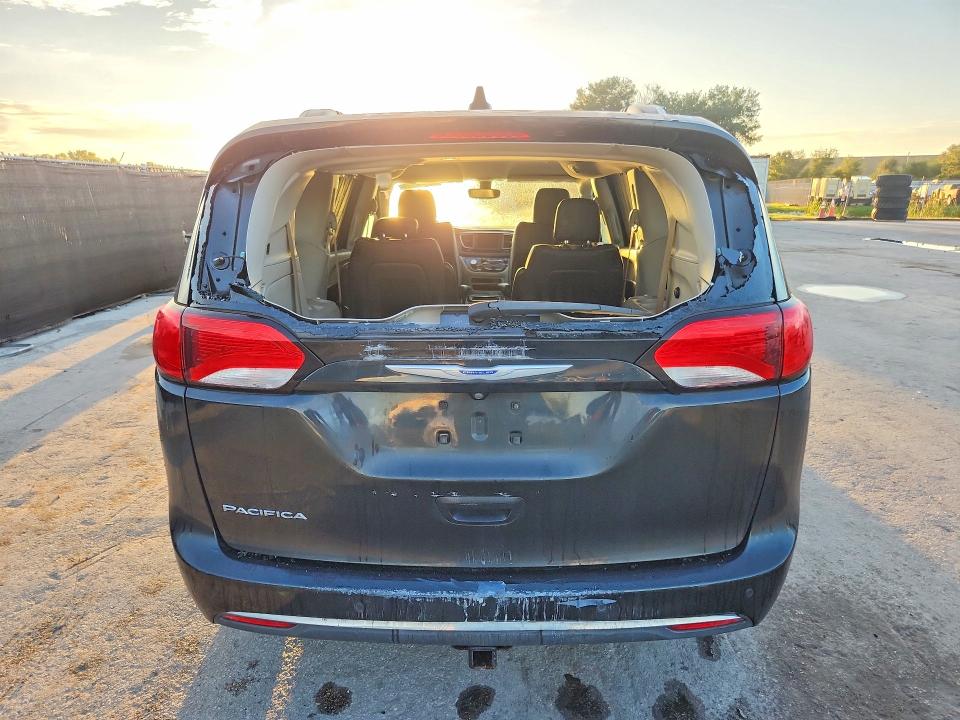Продажа на аукционе авто 2019 Chrysler Pacifica, vin: 2C4RC1BG5KR685684, номер лота: 67358206