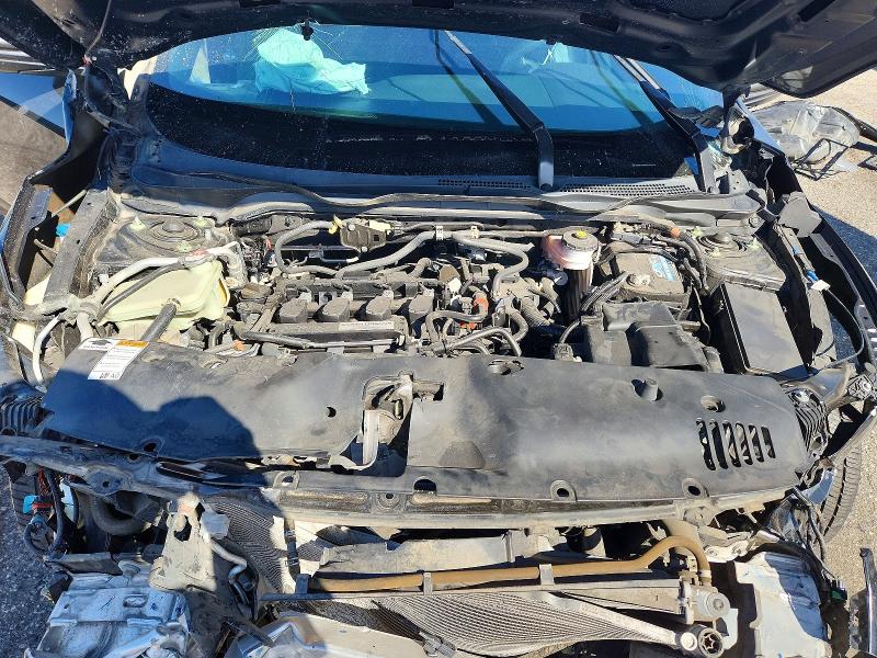 Продажа на аукционе авто 2018 Honda Civic, vin: SHHFK7H4XJU417616, номер лота: 69252976