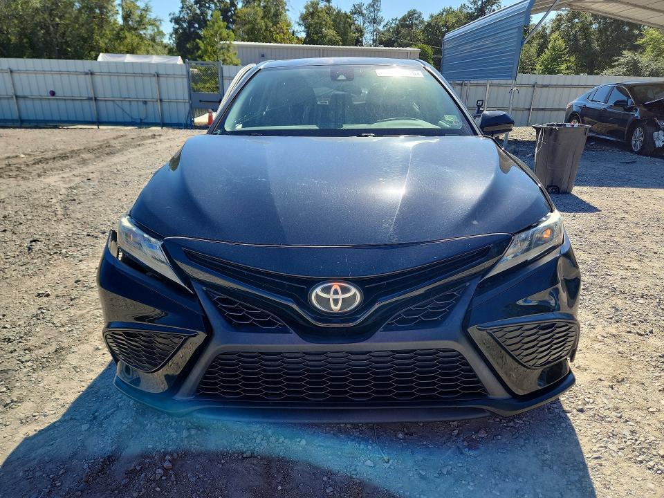 Aukcja sprzedaży 2021 Toyota Camry, vin: 4T1G11AKXMU542315, numer aukcji: 70687046