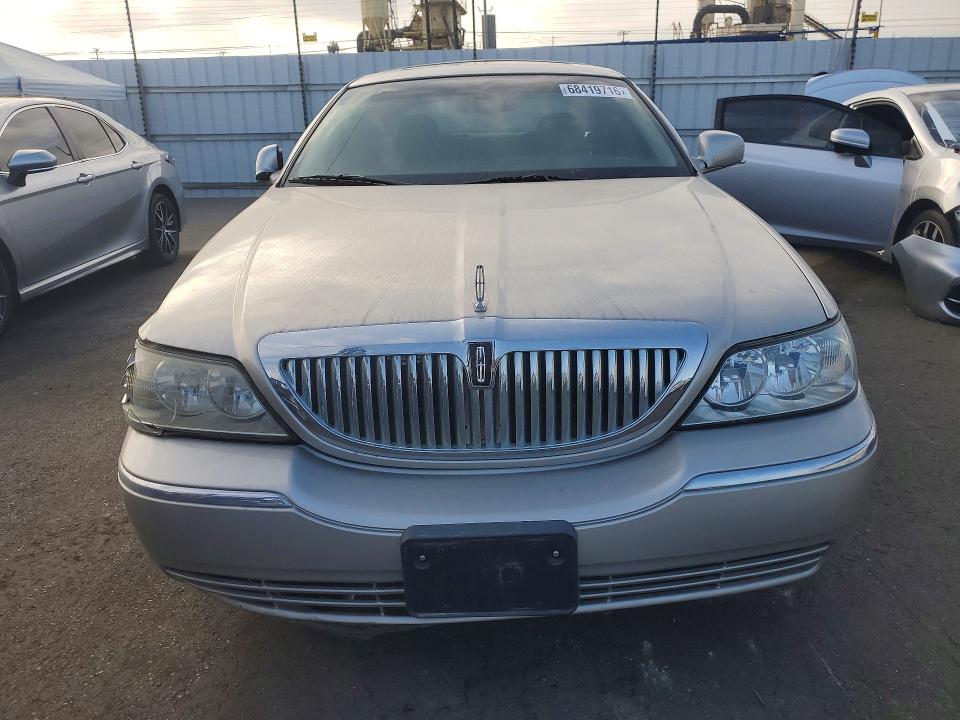 Aukcja sprzedaży 2006 Lincoln Town Car, vin: 1LNHM82WX6Y626314        , numer aukcji: 68419716