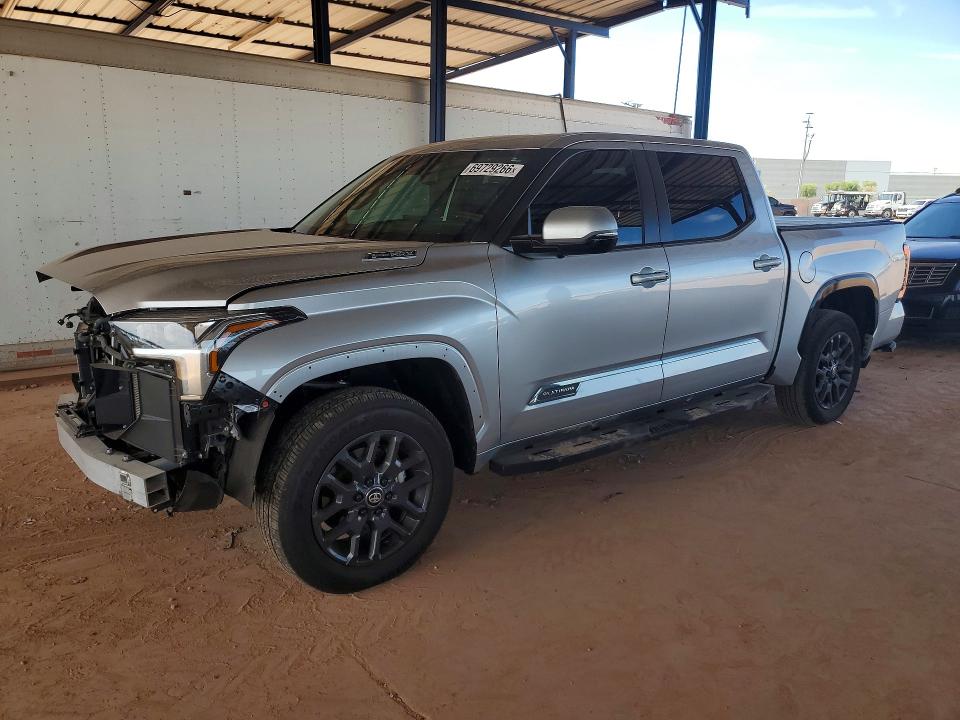 Auction sale of the 2025 Toyota Tundra, vin: 5TFNC5DBXSX103295, lot number: 69729266