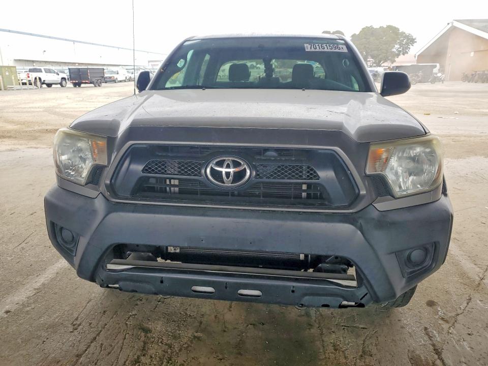 Продажа на аукционе авто 2015 Toyota Tacoma, vin: 5TFJX4CN2FX055838, номер лота: 70161596