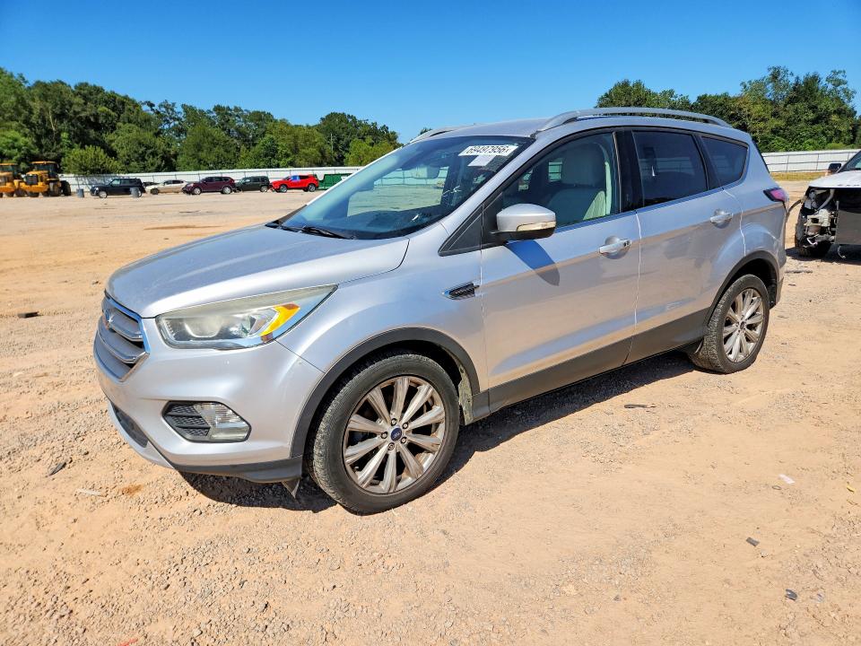 2017 Ford Escape მანქანა იყიდება აუქციონზე, vin: 1FMCU0JDXHUD83772, აუქციონის ნომერი: 69497956