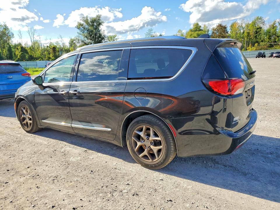Продаж на аукціоні авто 2018 Chrysler Pacifica, vin: 2C4RC1EG7JR227560, номер лоту: 67853516