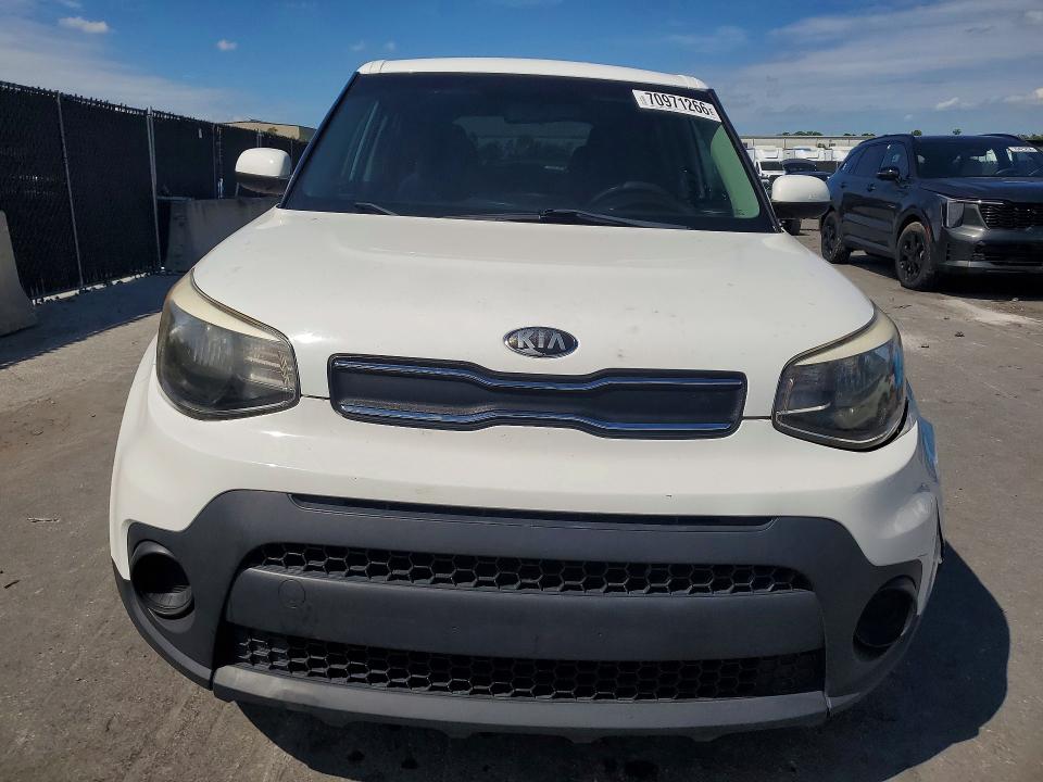 70971266 :رقم المزاد ، KNDJN2A21H7503394 vin ، 2017 Kia Soul مزاد بيع