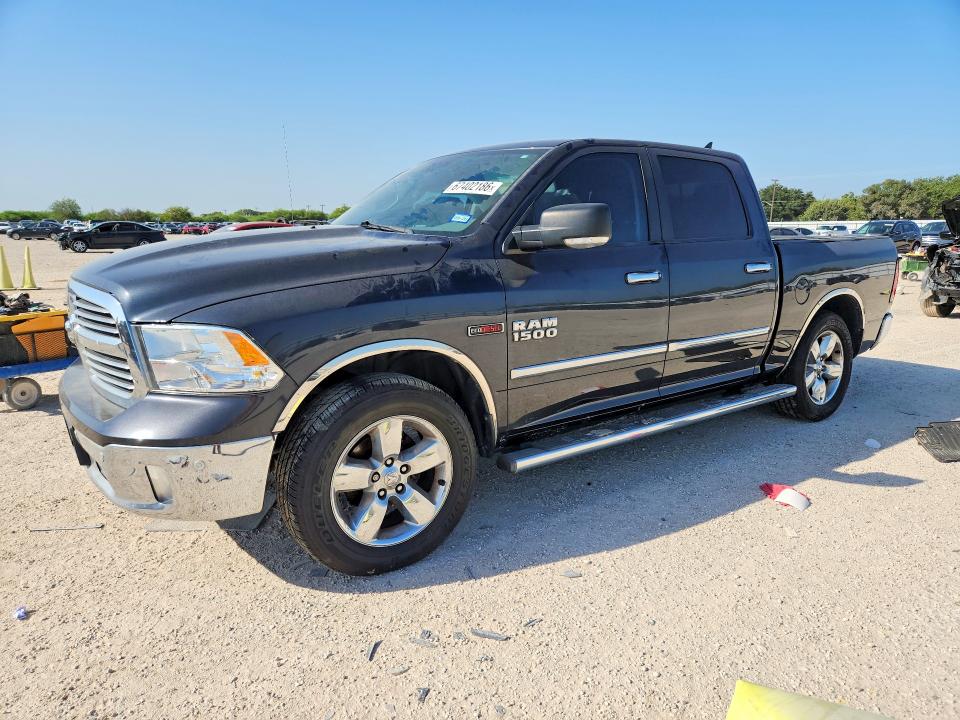 67402186 :رقم المزاد ، 1C6RR6LMXFS529863 vin ، 2015 Ram 1500 مزاد بيع