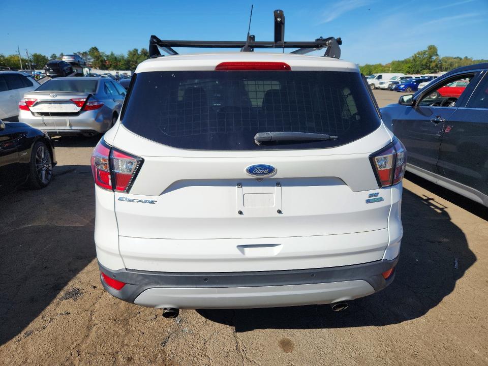 Продаж на аукціоні авто 2017 Ford Escape, vin: 1FMCU0GD5HUE77372, номер лоту: 69282516