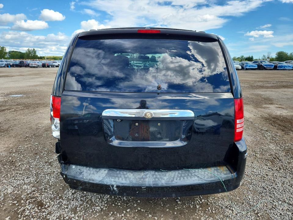 Продажа на аукционе авто 2008 Chrysler Town & Country, vin: 2A8HR64X58R717832, номер лота: 68033266