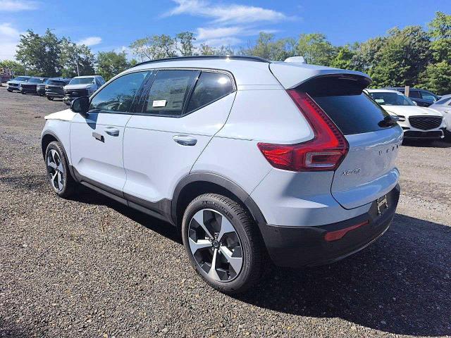 67752336 :رقم المزاد ، YV4L12UC7T2820415 vin ، 2026 Volvo Xc40 مزاد بيع