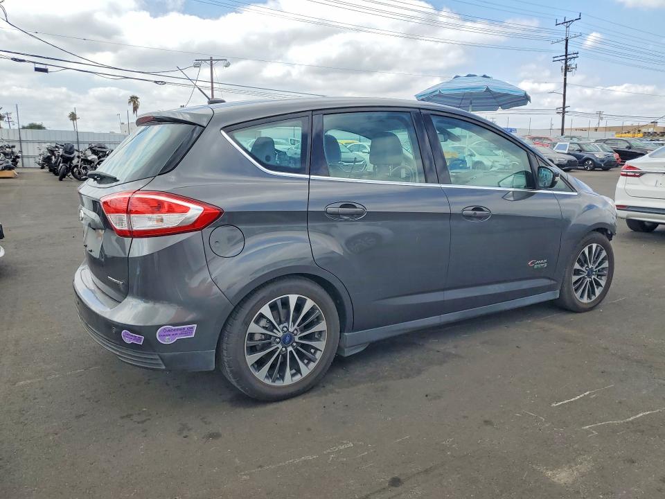 Продаж на аукціоні авто 2017 Ford C-max, vin: 1FADP5FU9HL111117, номер лоту: 69897736