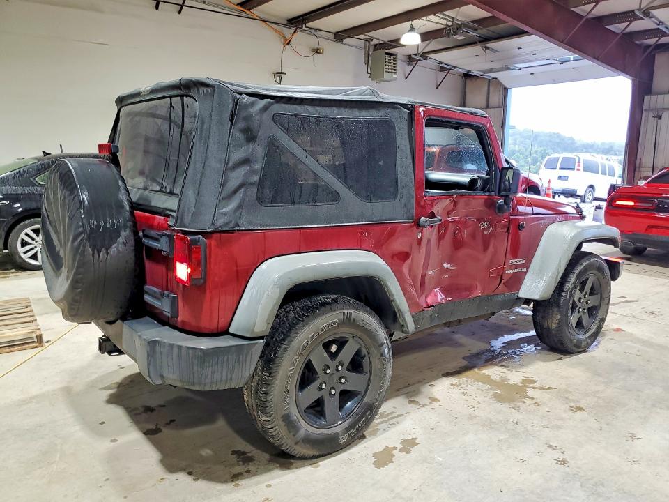 69688886 :رقم المزاد ، 1C4AJWAG9CL135898 vin ، 2012 Jeep Wrangler مزاد بيع