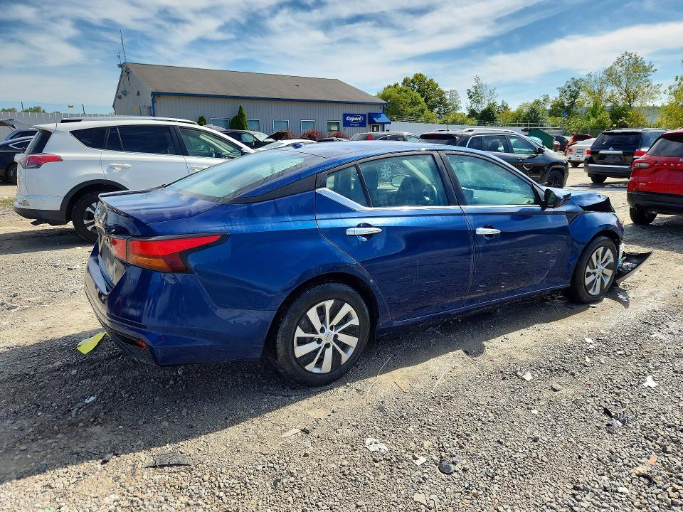 68104126 :رقم المزاد ، 1N4BL4BV3LC128256 vin ، 2020 Nissan Altima مزاد بيع
