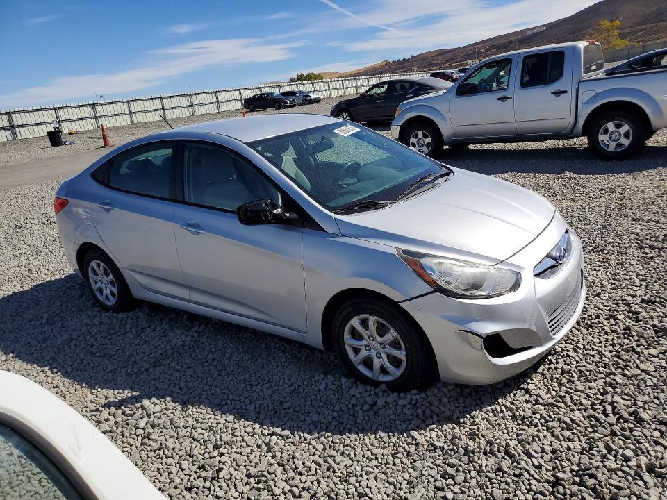 2014 Hyundai Accent მანქანა იყიდება აუქციონზე, vin: KMHCT4AE0EU704815, აუქციონის ნომერი: 68667856