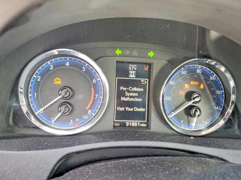 Продаж на аукціоні авто 2018 Toyota Corolla, vin: 2T1BURHE9JC984127, номер лоту: 69726076