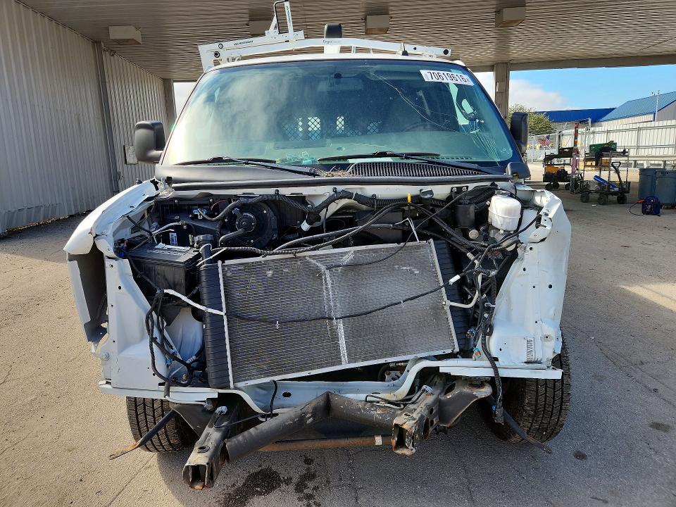 70619616 :رقم المزاد ، 1GCWGAFP2K1304122 vin ، 2019 Chevrolet Express G2500 مزاد بيع
