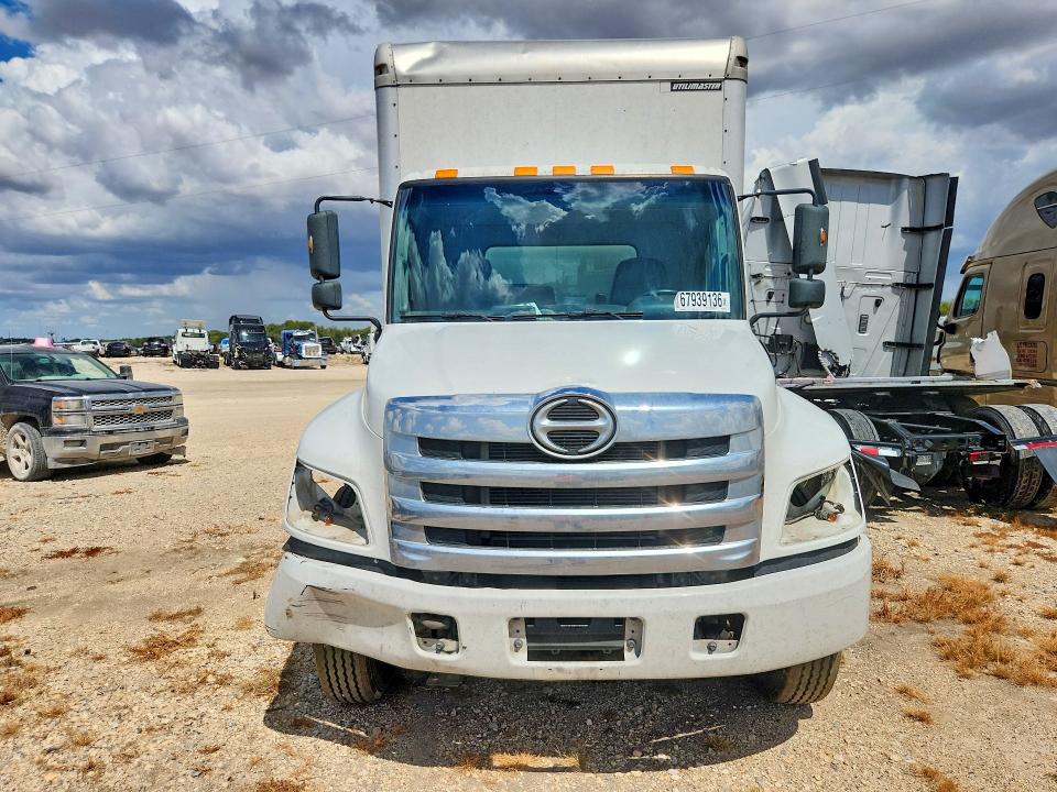 67939136 :رقم المزاد ، 5PVNE8JV0K4S57252 vin ، 2019 Hino Hino 268 مزاد بيع
