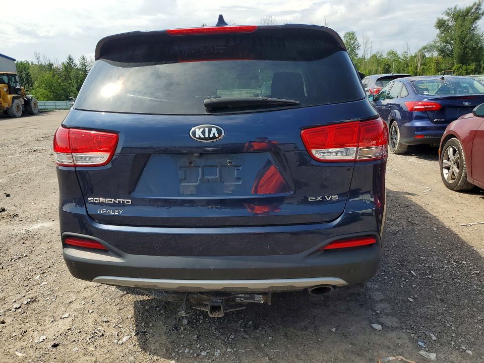67304176 :رقم المزاد ، 5XYPHDA59GG018638 vin ، 2016 Kia Sorento مزاد بيع