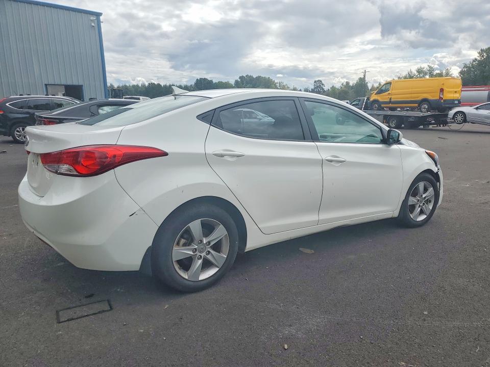 2013 Hyundai Elantra მანქანა იყიდება აუქციონზე, vin: 5NPDH4AE1DH428325, აუქციონის ნომერი: 67877876