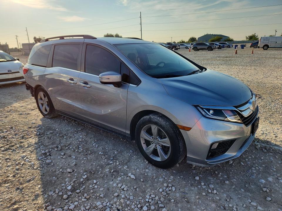 Продажа на аукционе авто 2019 Honda Odyssey, vin: 5FNRL6H79KB073553, номер лота: 68221626