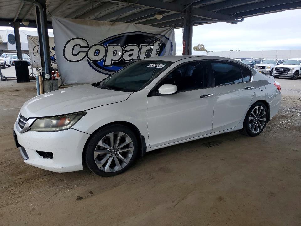 2014 Honda Accord მანქანა იყიდება აუქციონზე, vin: 1HGCR2F55EA217600, აუქციონის ნომერი: 69822976