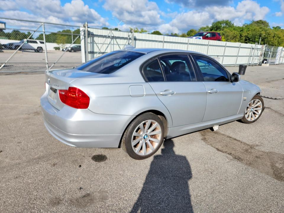69976086 :رقم المزاد ، WBAPK5C52BA655123 vin ، 2011 Bmw 328 مزاد بيع
