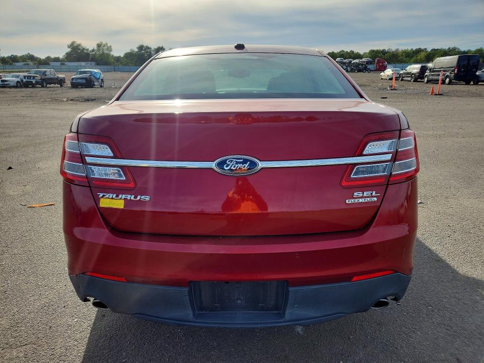70373366 :رقم المزاد ، 1FAHP2E88DG173907 vin ، 2013 Ford Taurus مزاد بيع