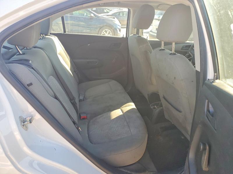 69870216 :رقم المزاد ، 1G1JA5SH1G4120662 vin ، 2016 Chevrolet Sonic مزاد بيع