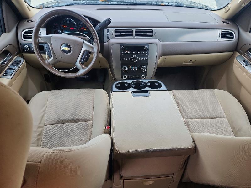 69870596 :رقم المزاد ، 1GNMCAE31AR216560 vin ، 2010 Chevrolet Tahoe مزاد بيع