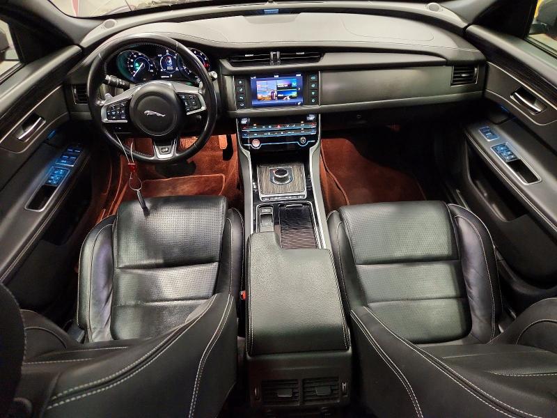 Aukcja sprzedaży 2018 Jaguar Xf, vin: SAJBM2FV5JCY63888, numer aukcji: 70343726